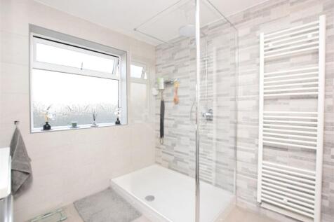 Bathroom V2.JPG