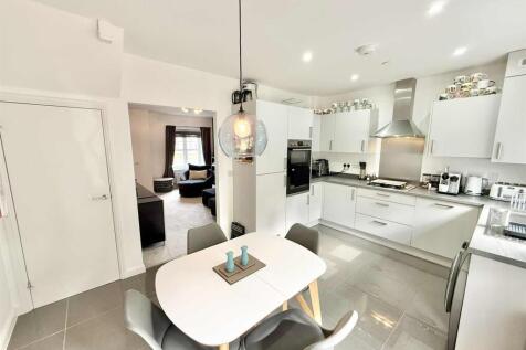 kitchen-1.jpg