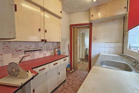 Kitchen V2.JPG