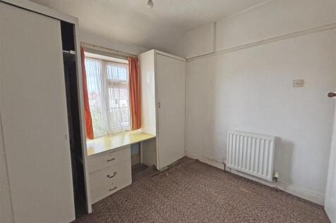 Bedroom 3.JPG