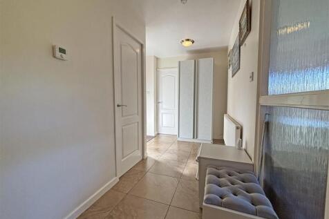 Hallway.JPG
