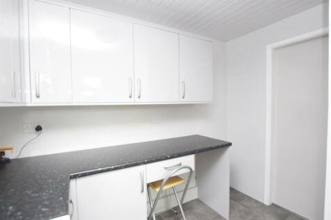 Kitchen V2.JPG