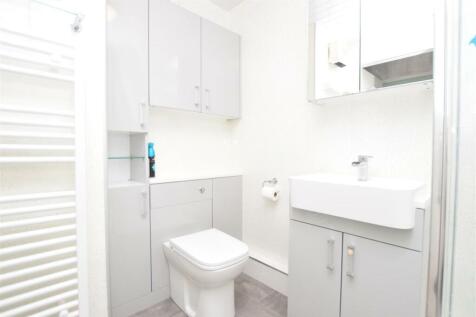 Bathroom V2.JPG