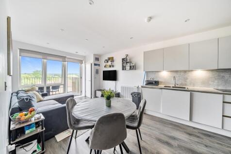 Kitchen/Reception