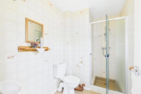 Annexe Shower Room