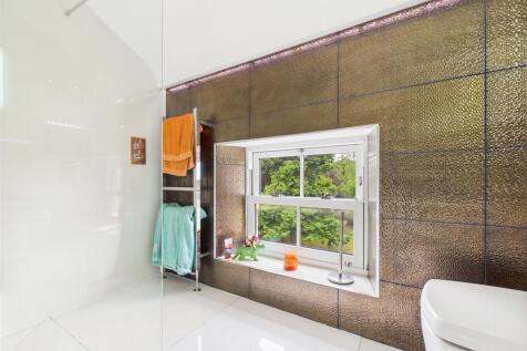 2nd Flr Shower Room