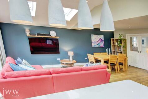 Family/Dining Room