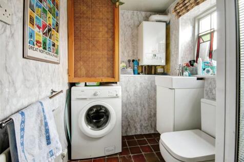 Utility/Shower Room