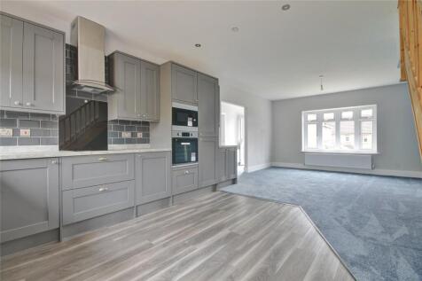 Kitchen/ Living Room