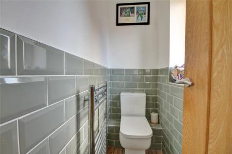 Cloakroom/Wc