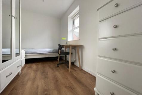 Bed 3
