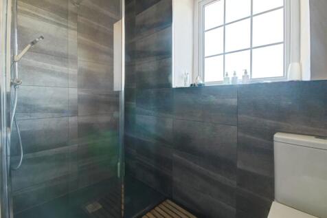Bathroom/Shower