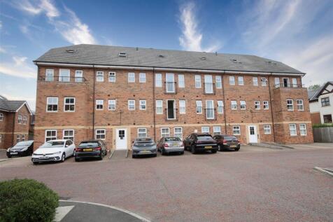 Sandringham Court