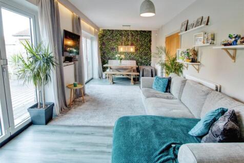 Dining/Family Room