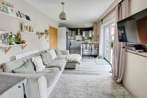 Family/Kitchen