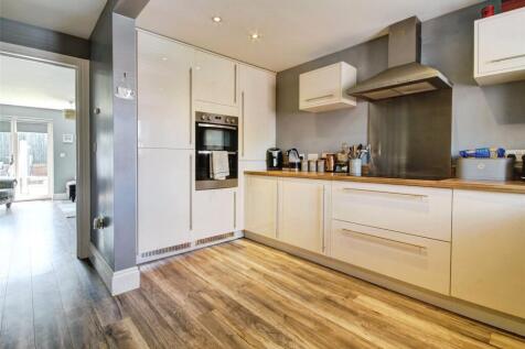 Kitchen Through