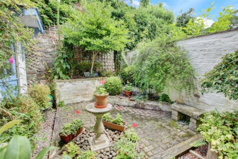 Courtyard Garden