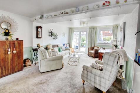 Diner/Family Room