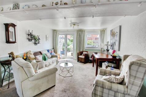 Dining/Family Room