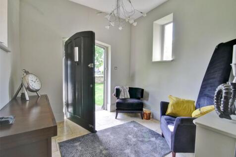 Entrance Porch