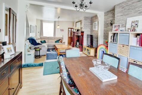 Dining/Lounge