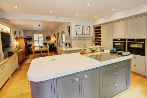Kitchen Through