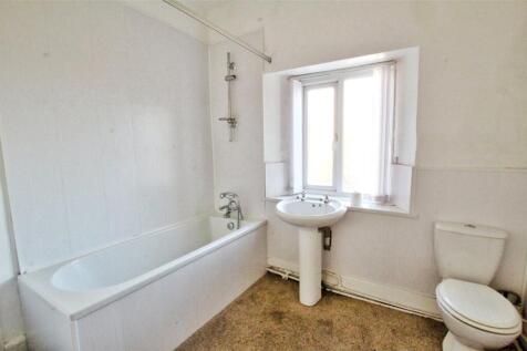 Upstairs Bathroom