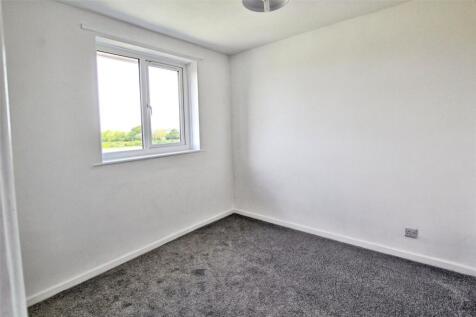 Rear Bedroom