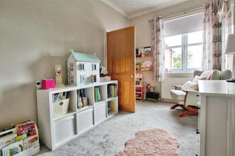 Rear Bedroom