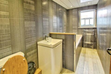 Cottage Bathroom