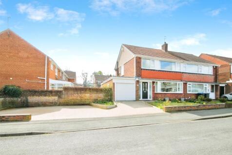 Hawes Avenue