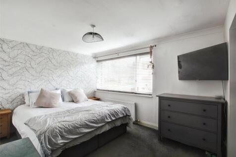 Bed 1