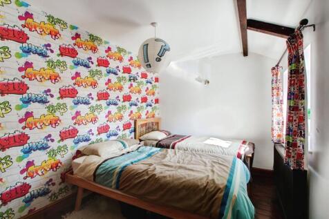 Bed 4