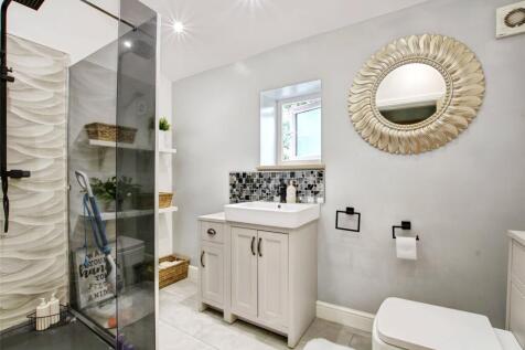 Cottage Shower