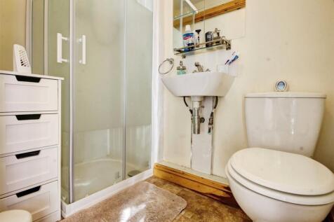 Downstairs Bathroom