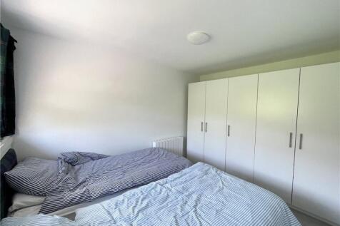 Bedroom Spare 2