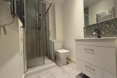 En-suite Bathroom