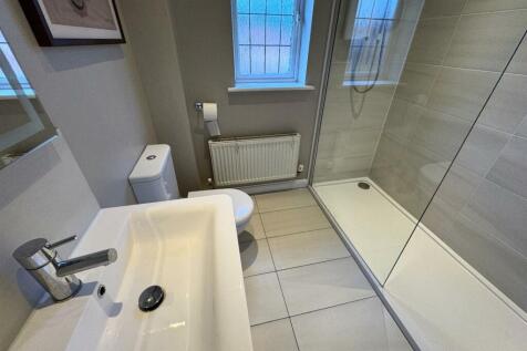En-Suite 1