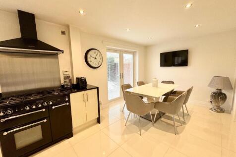 Diner/Kitchen
