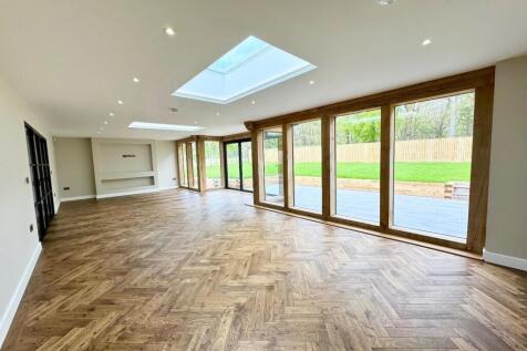 Diner/Family room