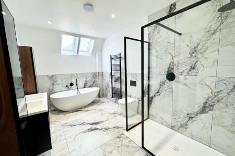 Master Bedroom En Suite