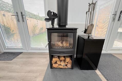 LOG BURNER