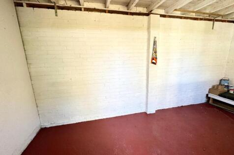 Garage/Storage