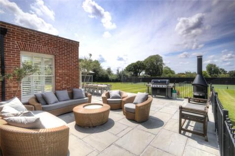 Outdoor Area