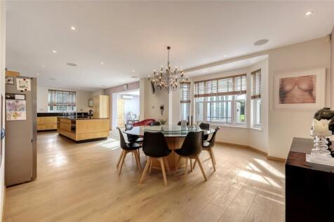 Kitchen/Dining