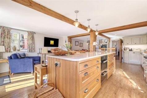 Kitchen/Dining