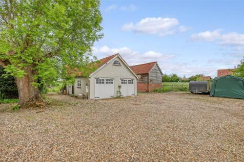 Garage/Workshop