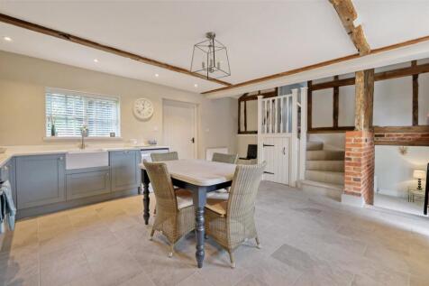 Cottage Kitchen