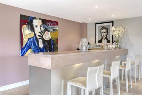 Games Room/Bar
