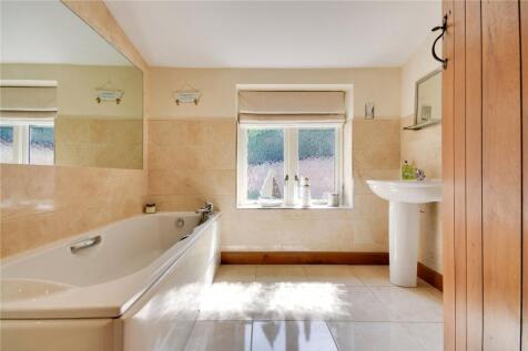 En Suite Bathroom